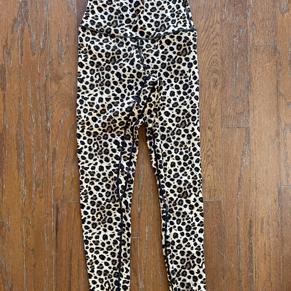 Leopard Colorfulkoala leggings 🐆 Size small.